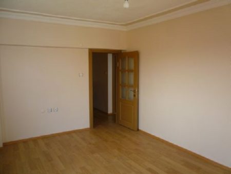 Выравнивание и ремонт стен во вторичном жилье Саратова